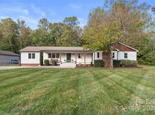 1335 Blacksnake Rd, Stanley, NC 28164