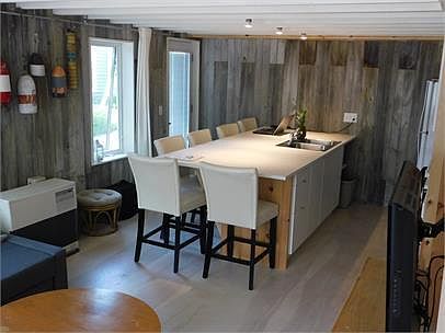 1st image of 42 Evergreen Ave #1