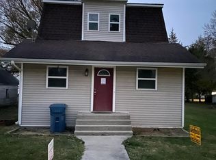 306 N Main St, Morocco, IN 47963