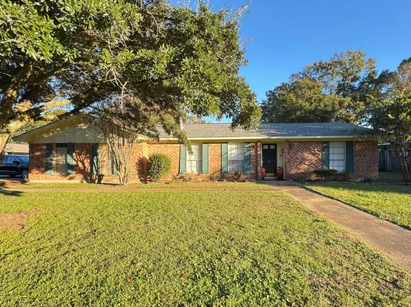 319 Margaret Ave, Natchez, MS 39120