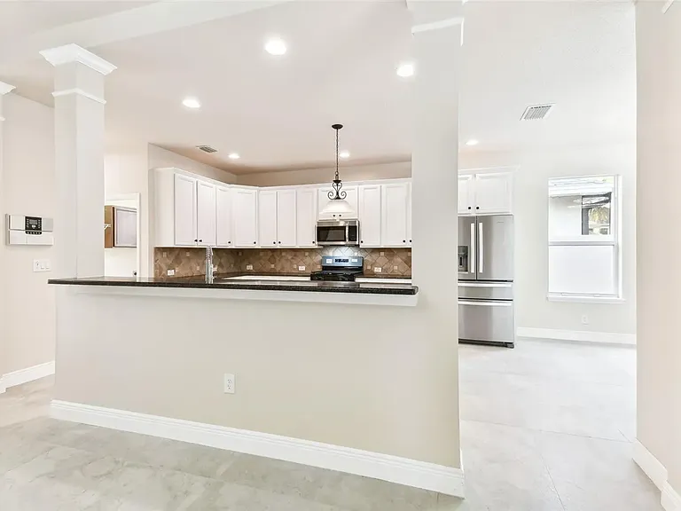 16143 Colchester Palms Dr — Photo 14
