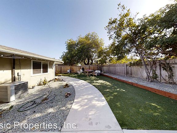 3rd image of 5392 Hewlett Dr