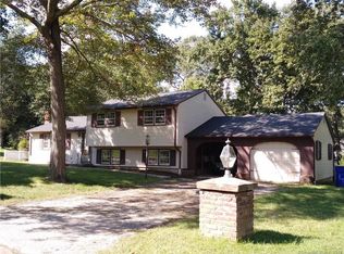 34 Jefferson Cir, Clinton, CT 06413