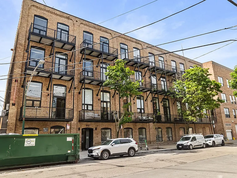 The Evergreen Lofts — Photo 13