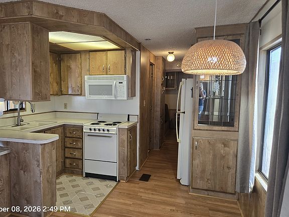 3rd image of 306 S Recker Rd #86-086S