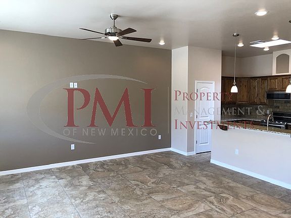 4th image of 1941 Pella Ct