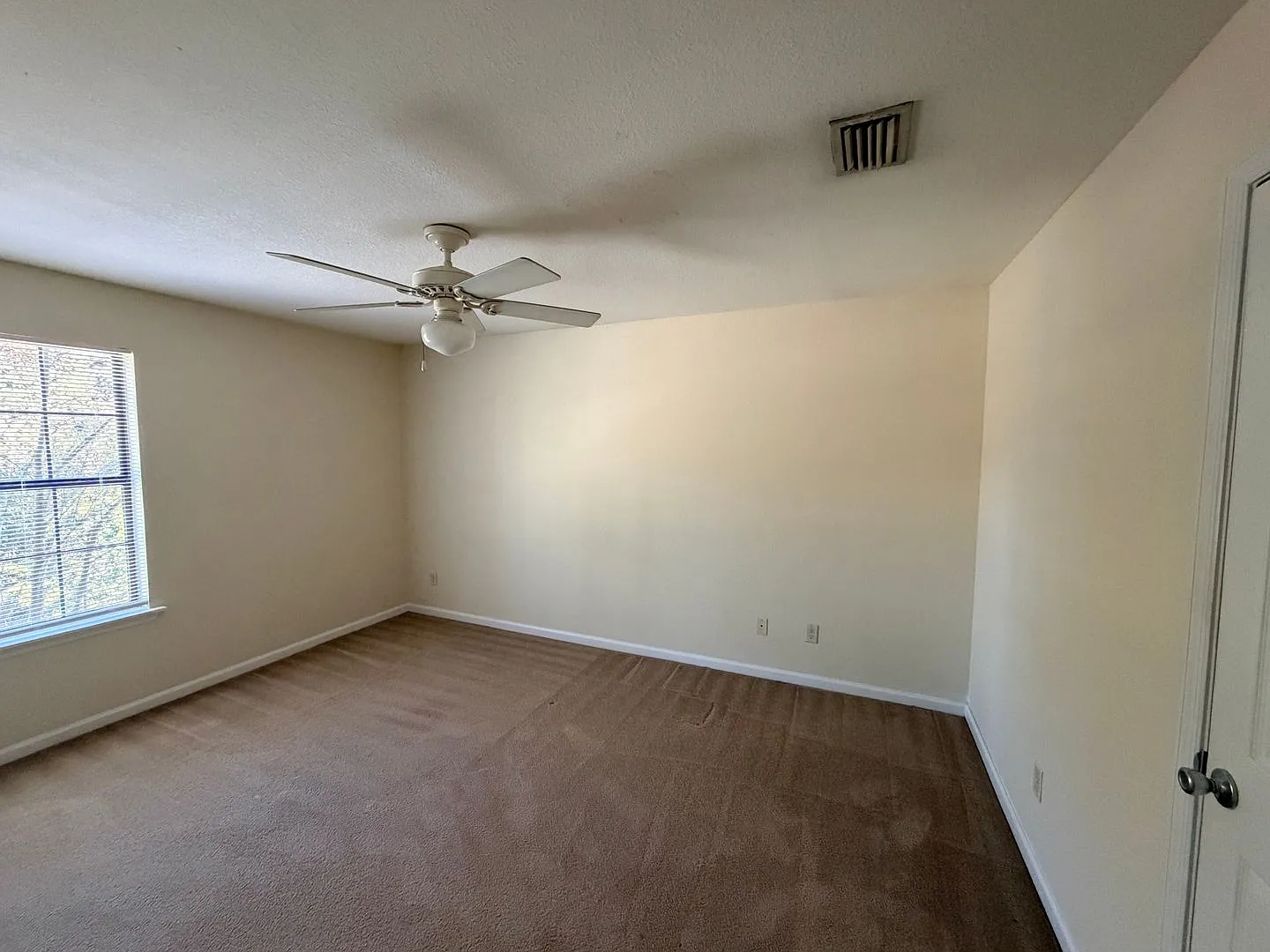 Sign Today Half Off Your Second Month's Rent 2 Bedroom 2 Bath Apartment Minutes From Vsu — Photo 4