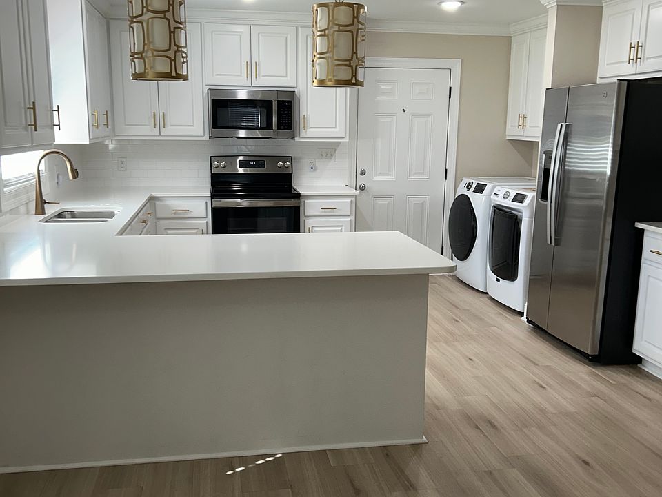 1st image of 5419 Lakehaven Ct