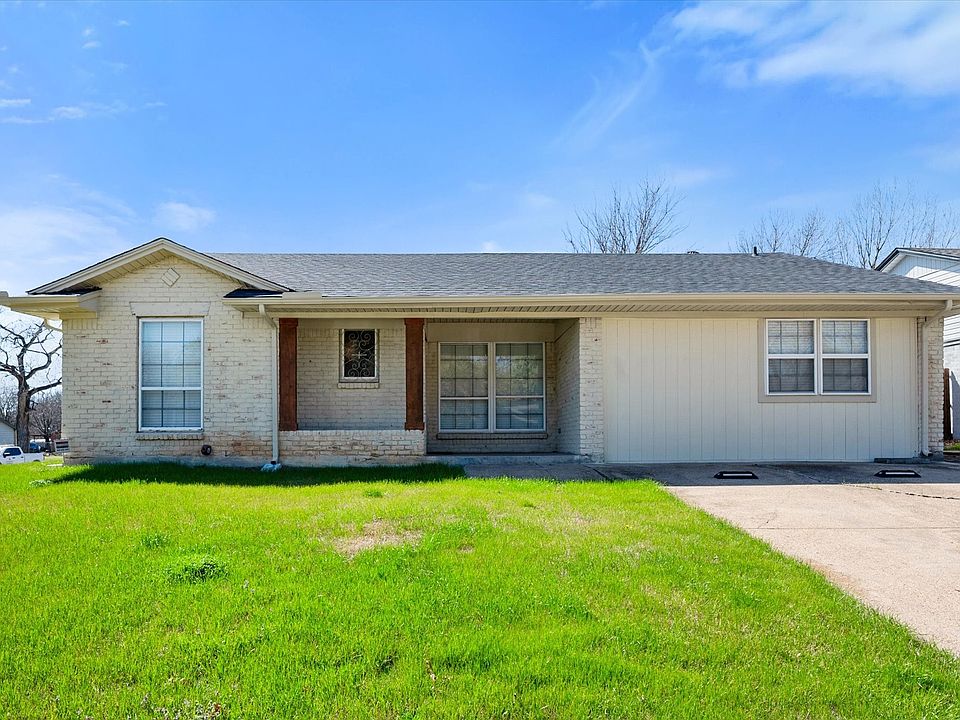 1st image of 2316 Gilbert Cir