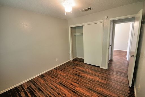 4th image of 9700 Eastwend Dr #A