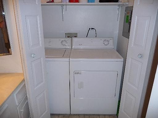 3rd image of 70 Old Oak Dr APT 220