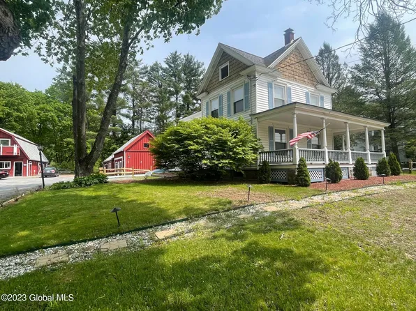 49 Glenwood Avenue, Queensbury, NY 12804