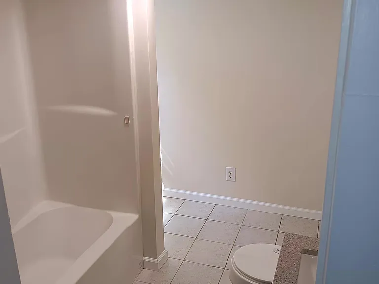 9 Montgomery St #9B — Photo 10