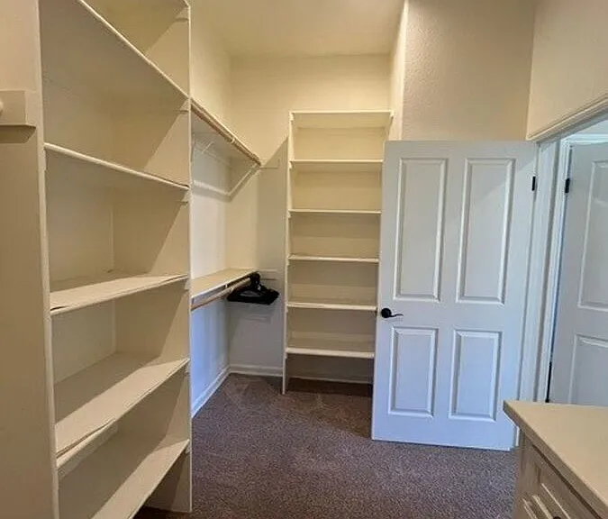 24044 Victoria Ct — Photo 17
