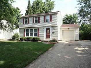 1852 W Sunset Ave, Decatur, IL 62522