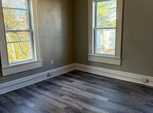 221 Spruce St APT 2, Manchester, NH 03103