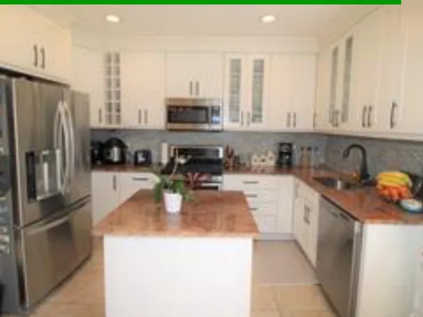 28 Middle St, Ansonia, CT 06401