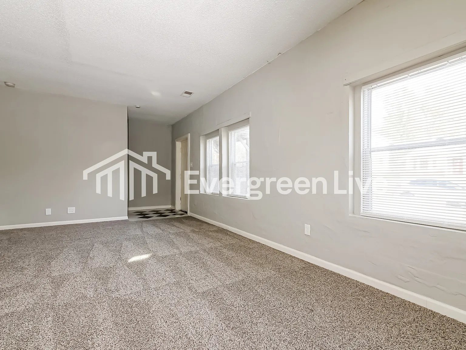 3 bed, 2.0 bath, 1513 sqft, $1,795 — Photo 4