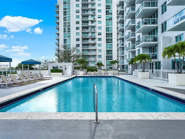 1861 NW South River Dr #2609 — Photo 26