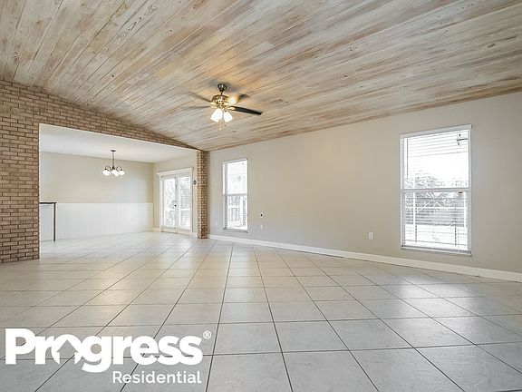3rd image of 3952 Palau Dr