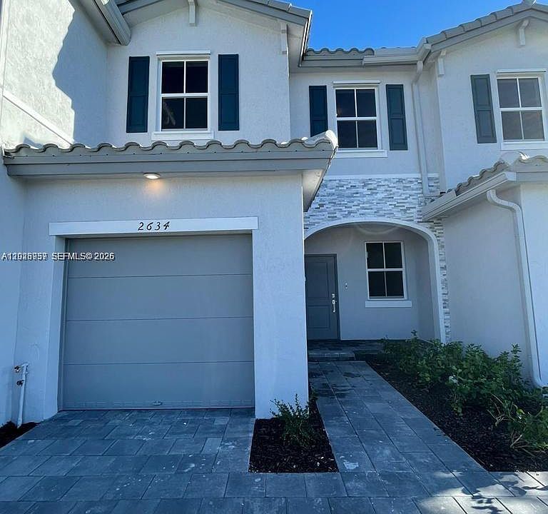 1st image of 2634 SE 11th Ct #2634