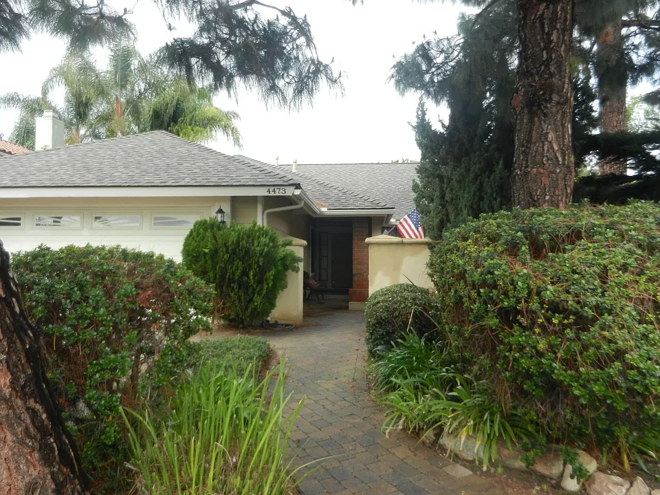 4473 Augusta Dr