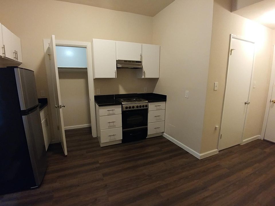 2nd image of 275 Turk St APT 204