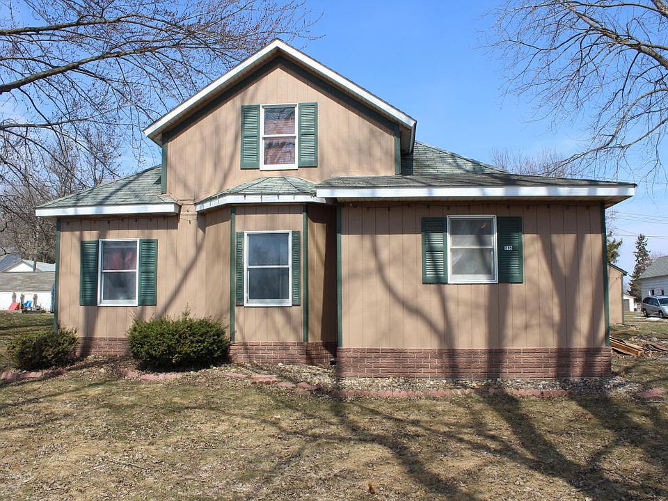 2nd image of 215 Luella St E