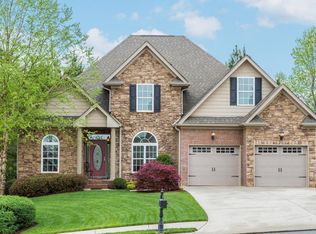 4374 Wellesley Dr, Ooltewah, TN 37363