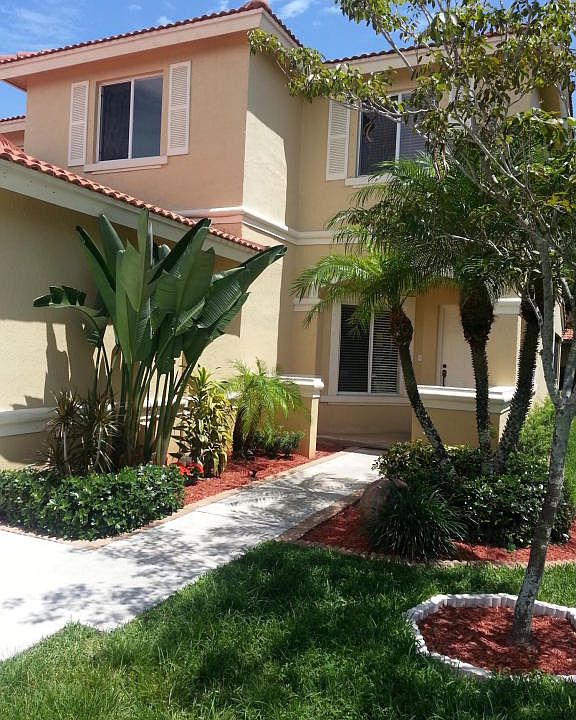 1st image of 1619 Cetona Dr