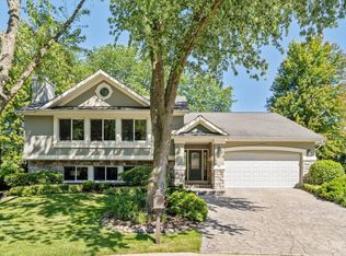 6604 Muirwood Ct, Lisle, IL