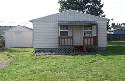 1st image of 320 SE 100th Ave