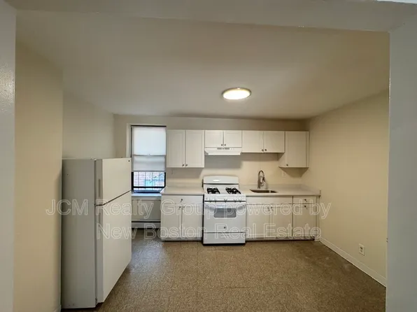 11 Victory Rd, Dorchester, MA 02122