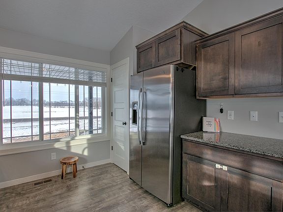 3rd image of 35349 Hastings St NE