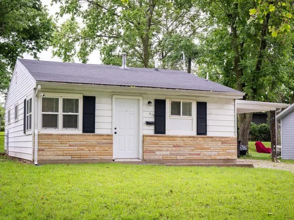 906 N Division Ave, Urbana, IL 61801
