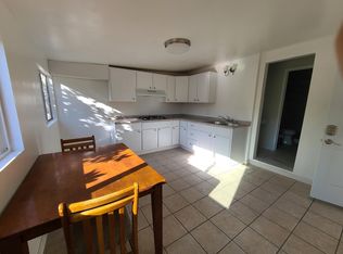 7119 Wortser Ave, North Hollywood, CA 91605