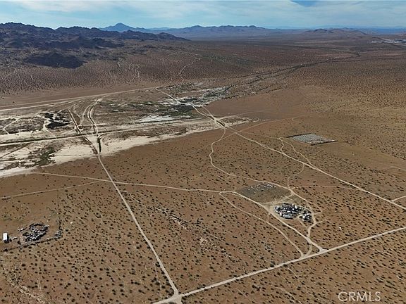 4th image of 712 Oldenburg Rd