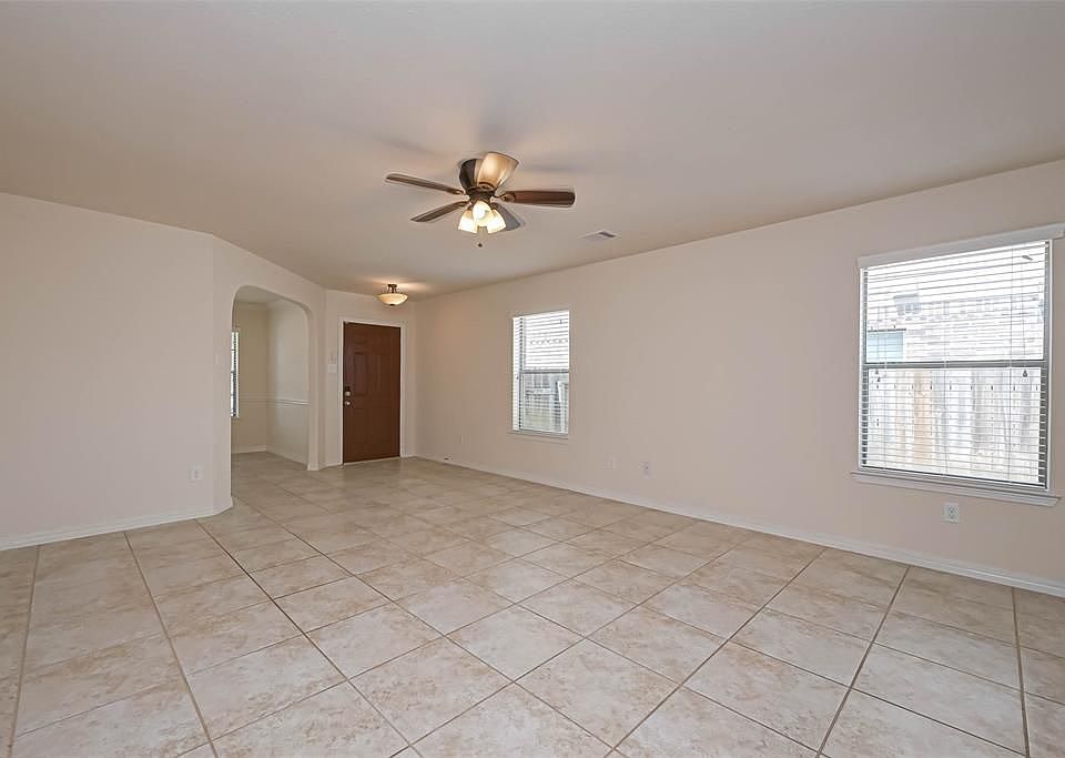 1st image of 26518 Fielder Brook Ln