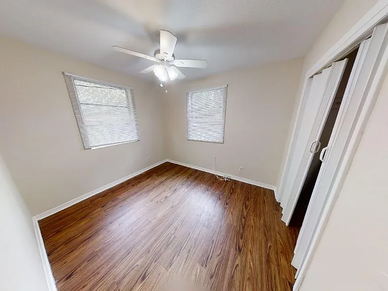 2178 W 41st St — Photo 22
