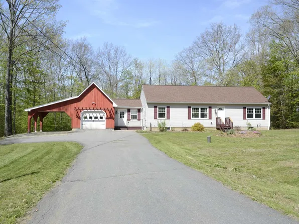 30 Acorn Drive, Winchester, NH 03470