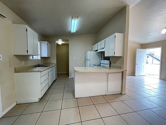 3rd image of 141 N Yucca St #M306-6