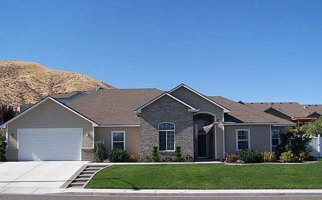 1st image of 146 Mattis Dr