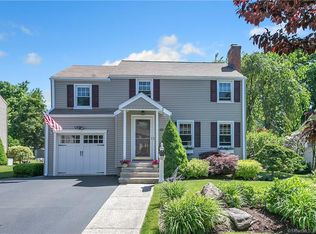130 Matthew Dr, Stratford, CT 06614