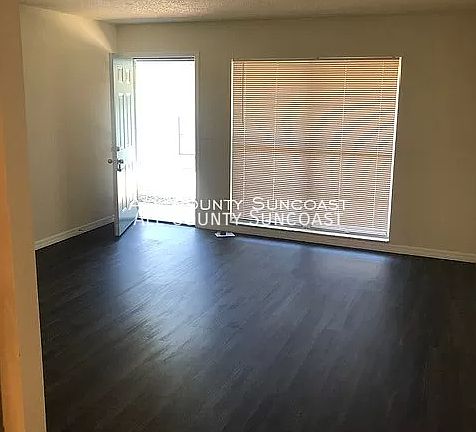 4th image of 6277B 72nd Ave N