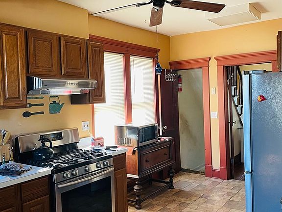 3rd image of 7 Church St