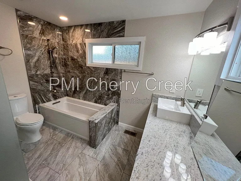 3000 S Holly Pl — Photo 7