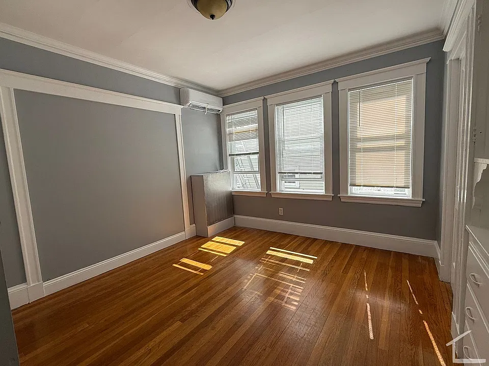 43 Matchett St #1