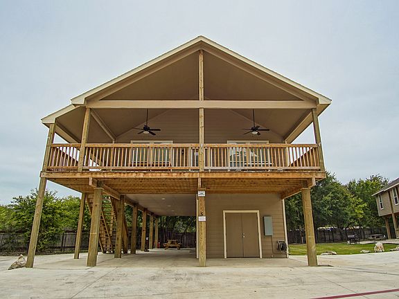 3rd image of 186 River Villas Court #5