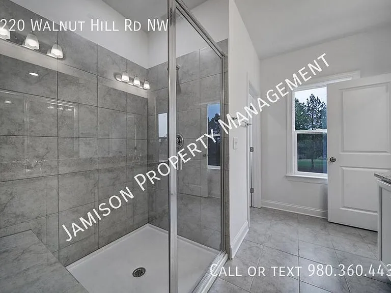 9220 Walnut Hill Rd NW — Photo 23