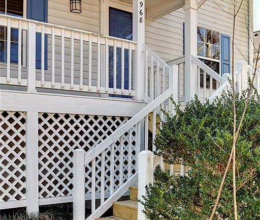 4th image of 3968 Driftwood Way